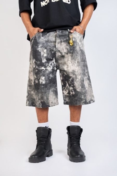 BERMUDA BATIK - Image 1