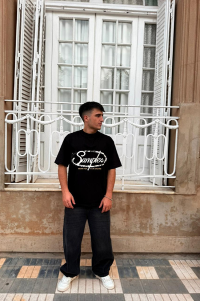 REMERA TEE LABEL - Image 2